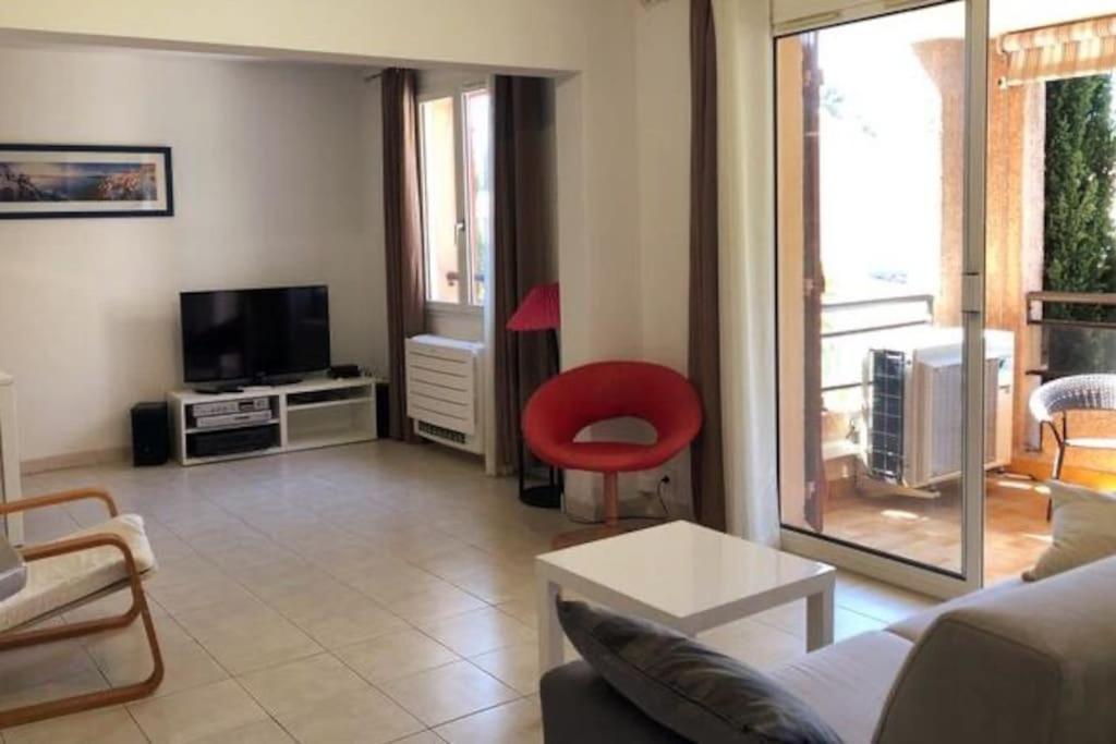 סוסה-לה-פאן Appartement 60M2 - 2 Chambres A Une Minute Des Plages, Parking Prive מראה חיצוני תמונה